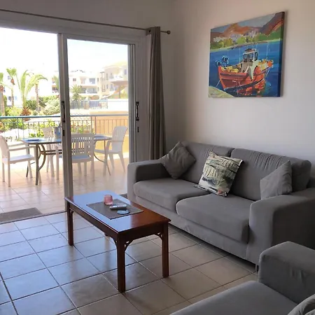 Kings Palace - Stylish 2 Bed With Sea Views *