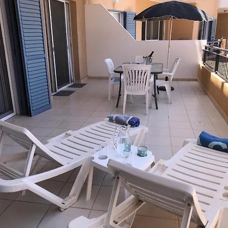 Kings Palace - Stylish 2 Bed With Sea Views *