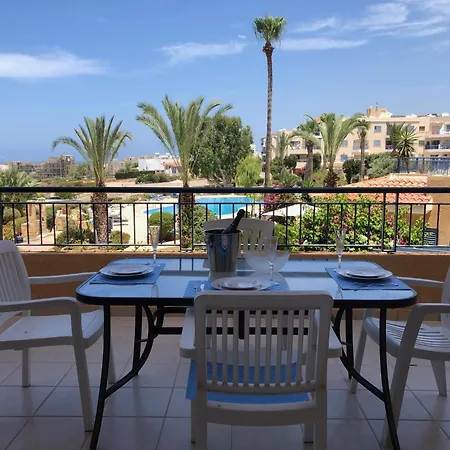 Kings Palace - Stylish 2 Bed With Sea Views * Paphos