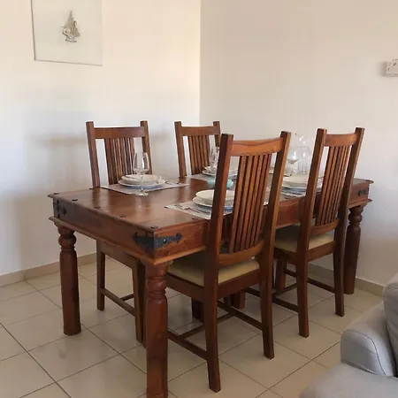 Apartmán Kings Palace - Stylish 2 Bed With Sea Views *