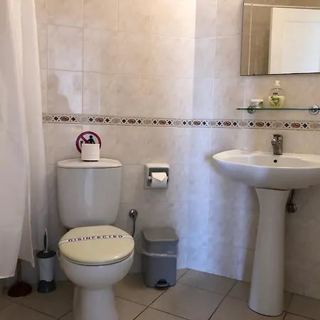 Apartmán Kings Palace - Stylish 2 Bed With Sea Views Paphos