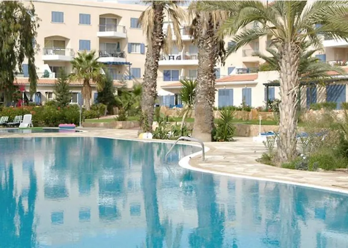 Kings Palace - Stylish 2 Bed With Sea Views Lägenhet Paphos
