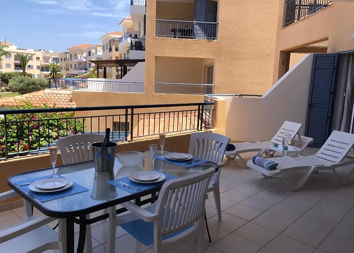 Kings Palace - Stylish 2 Bed With Sea Views
