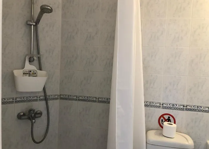 Lägenhet Kings Palace - Stylish 2 Bed With Sea Views *