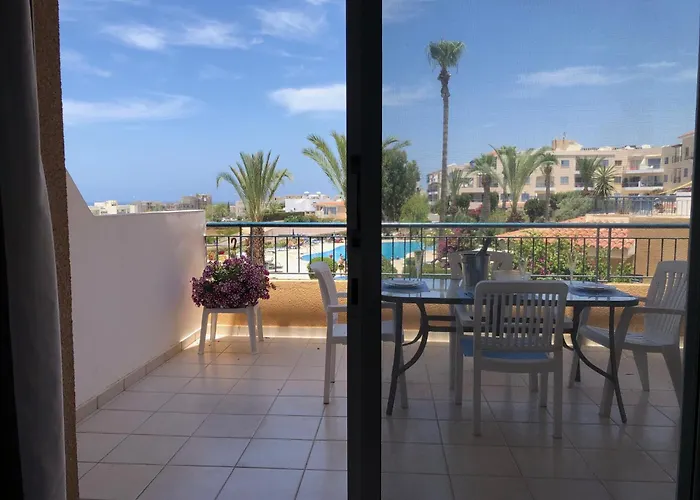 Kings Palace - Stylish 2 Bed With Sea Views Lägenhet