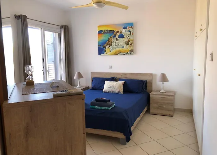 Kings Palace - Stylish 2 Bed With Sea Views